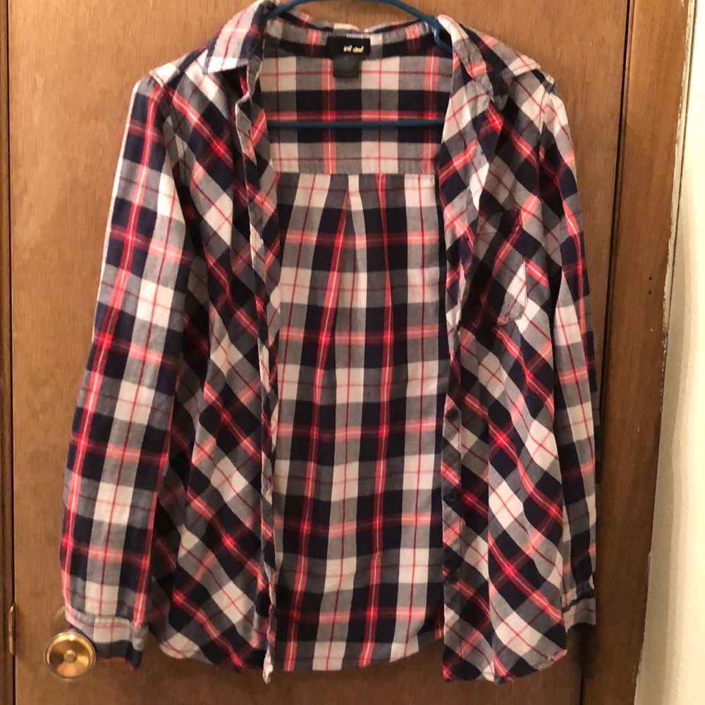 Wet seal long sleeve flannel